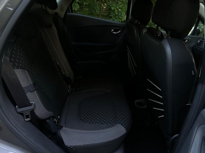 RENAULT CAPTUR