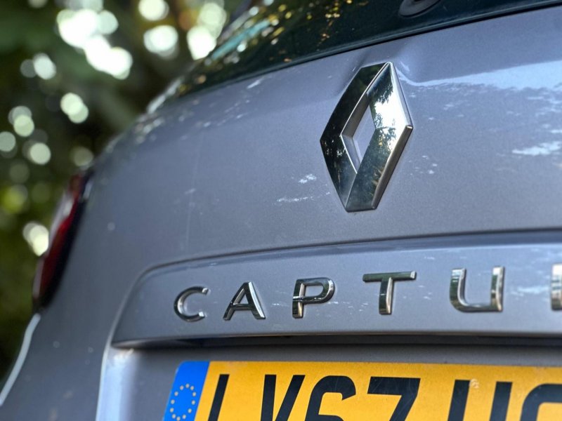 RENAULT CAPTUR