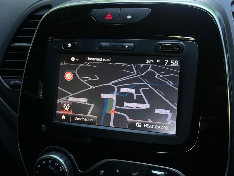 RENAULT CAPTUR