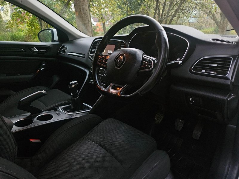 RENAULT MEGANE