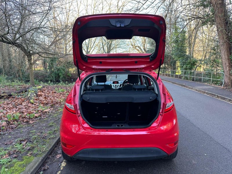 FORD FIESTA