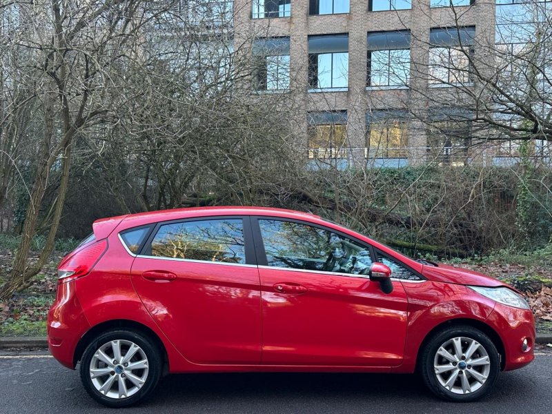 FORD FIESTA