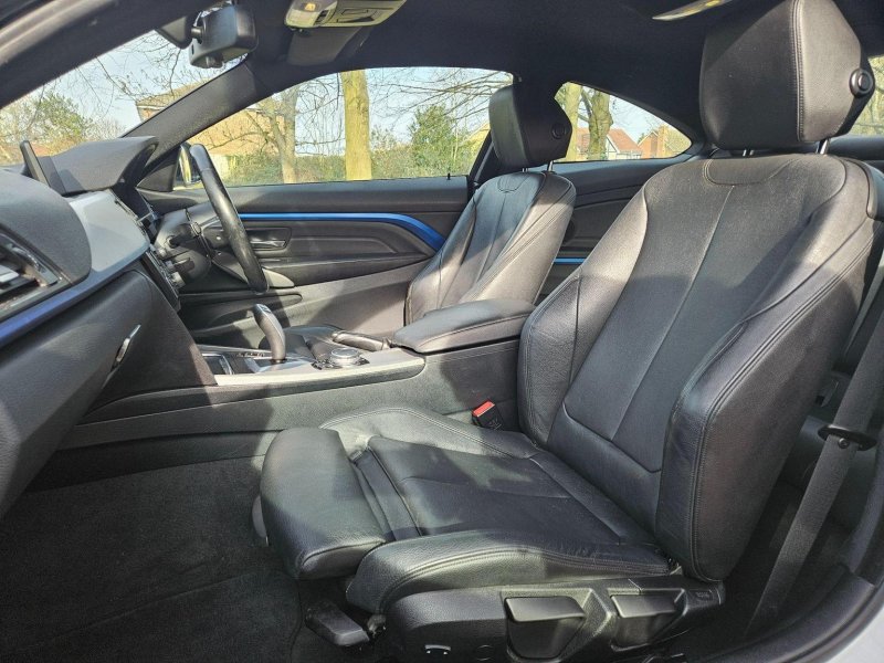 BMW 4 SERIES