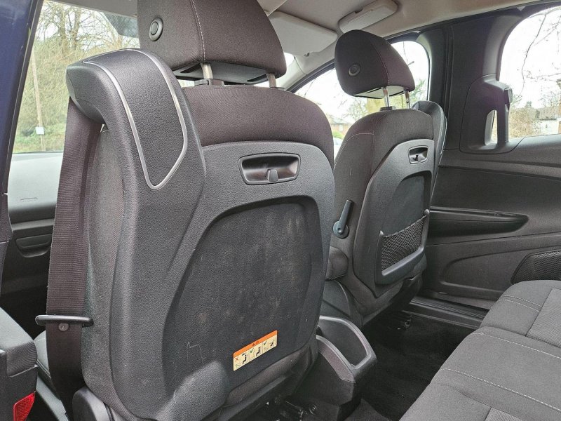FORD B-MAX