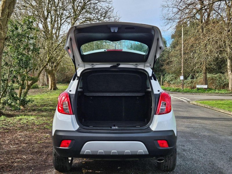 VAUXHALL MOKKA
