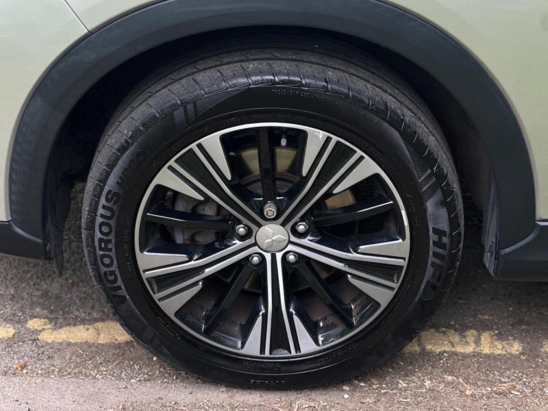 MITSUBISHI ECLIPSE CROSS