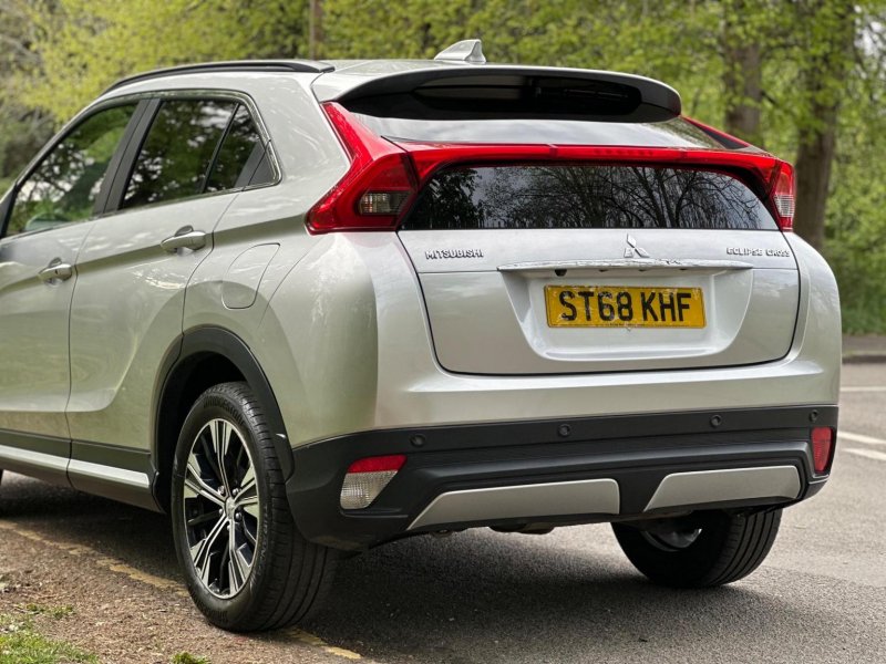 MITSUBISHI ECLIPSE CROSS