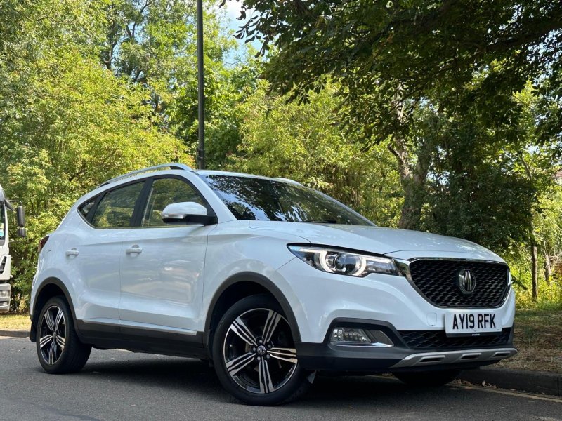 MG ZS